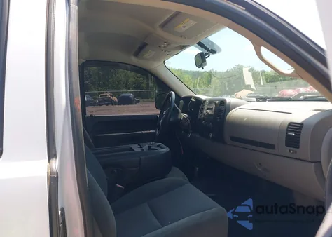 2011 Chevrolet Silverado 1500 Ls из США, поврежденный, VIN 1GCRKREAXBZ313160